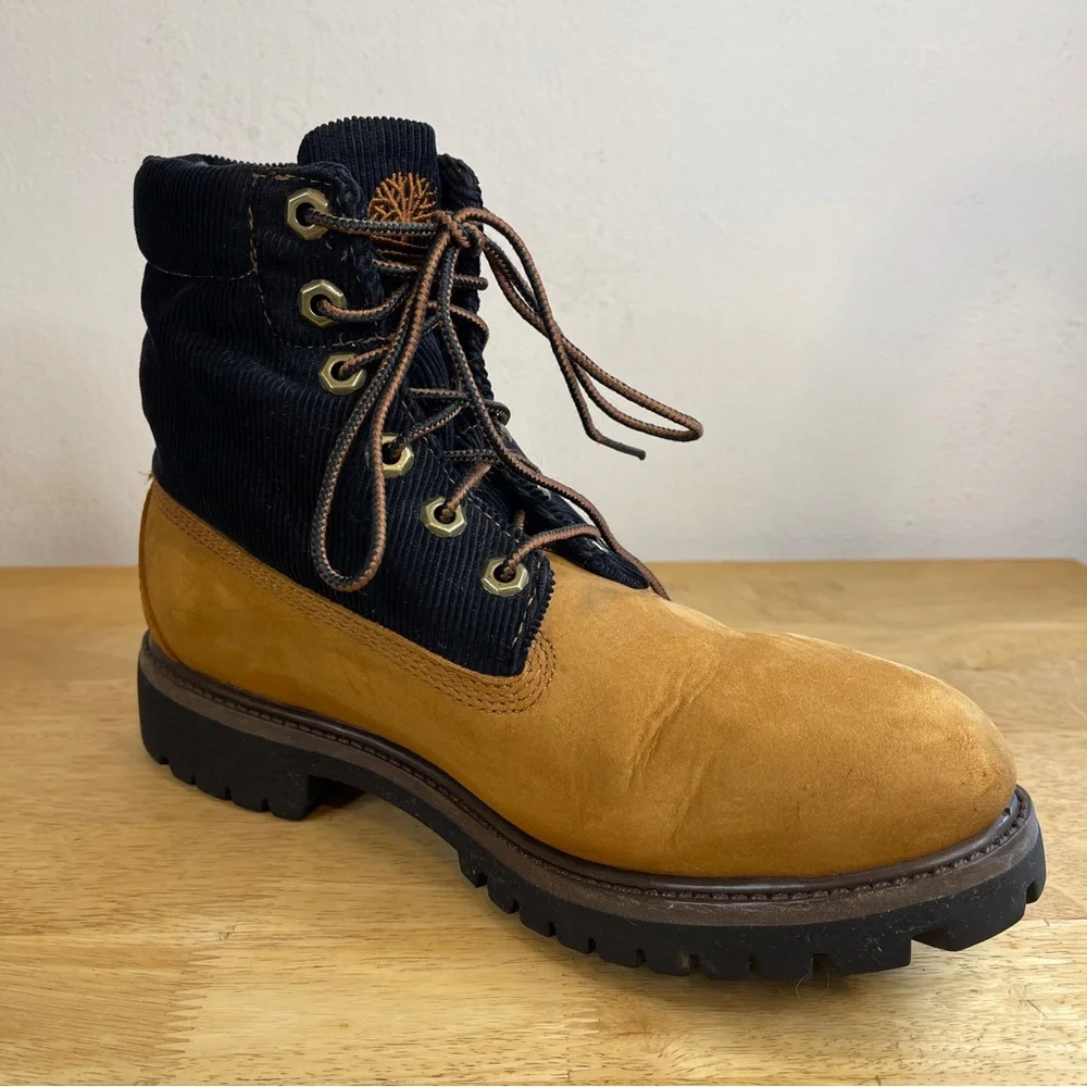 Timberland Wheat and Plaid Nubuck Tan Corduroy Waterproof Winter Boots Size 7